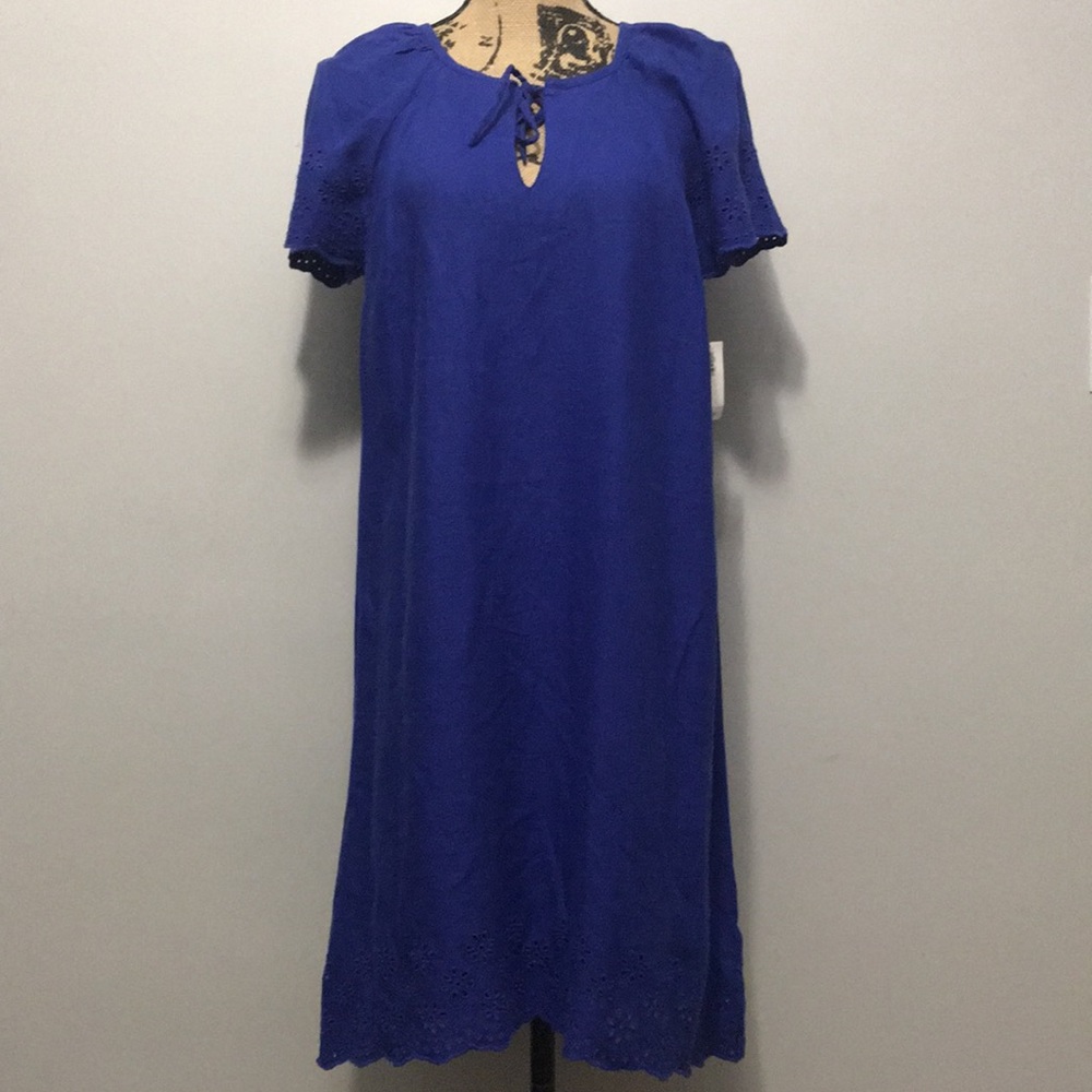 Old Navy cute woman dress